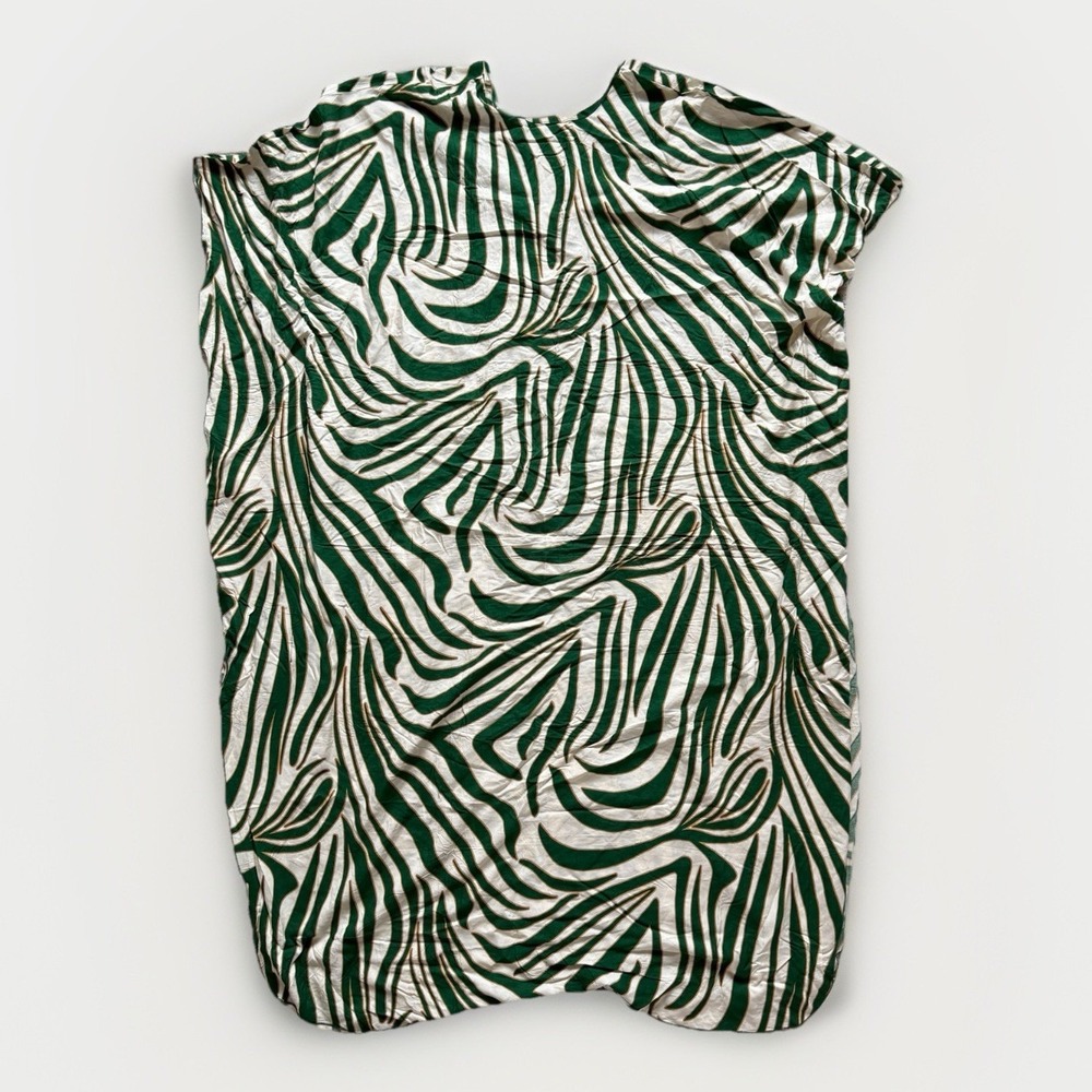 Green Zebra Print Kaftan Dress One Size 100% Viscose Boho Resort Cover Up - Picture 3 of 7